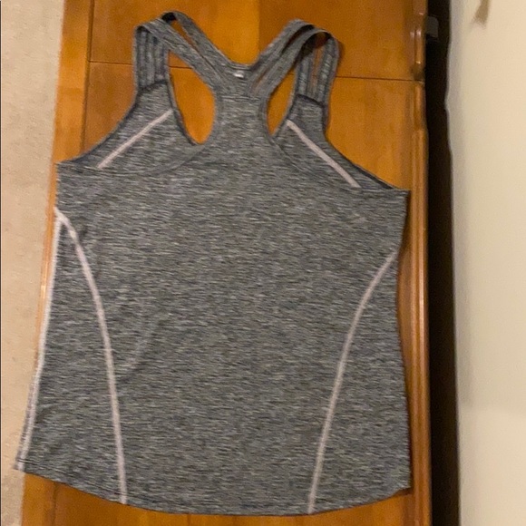 Sz:M  AVIA tank - Picture 6 of 6